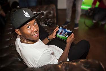 Bild:EA SPORTS FIFA 16 Ultimate Team für Mobile